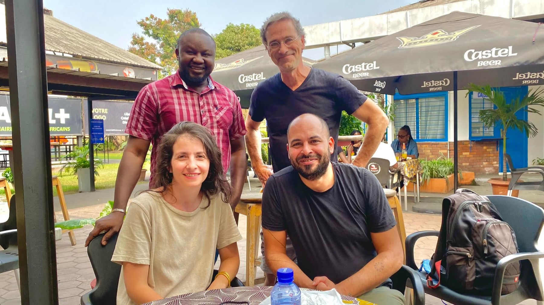 Aboubacar Bablé Draba avec des membres du jury culturel à Kinshasa en 2023